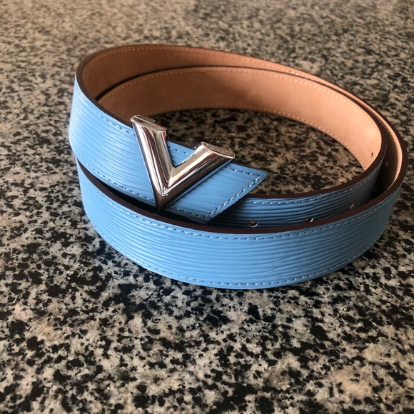 Louis Vuitton Accessories - Louis Vuitton authentic belt